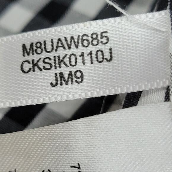 CALVIN KLEIN Women’s Black/White Gingham Bell Sleeve Blouse Keyhole Back Size M - Picture 6 of 8